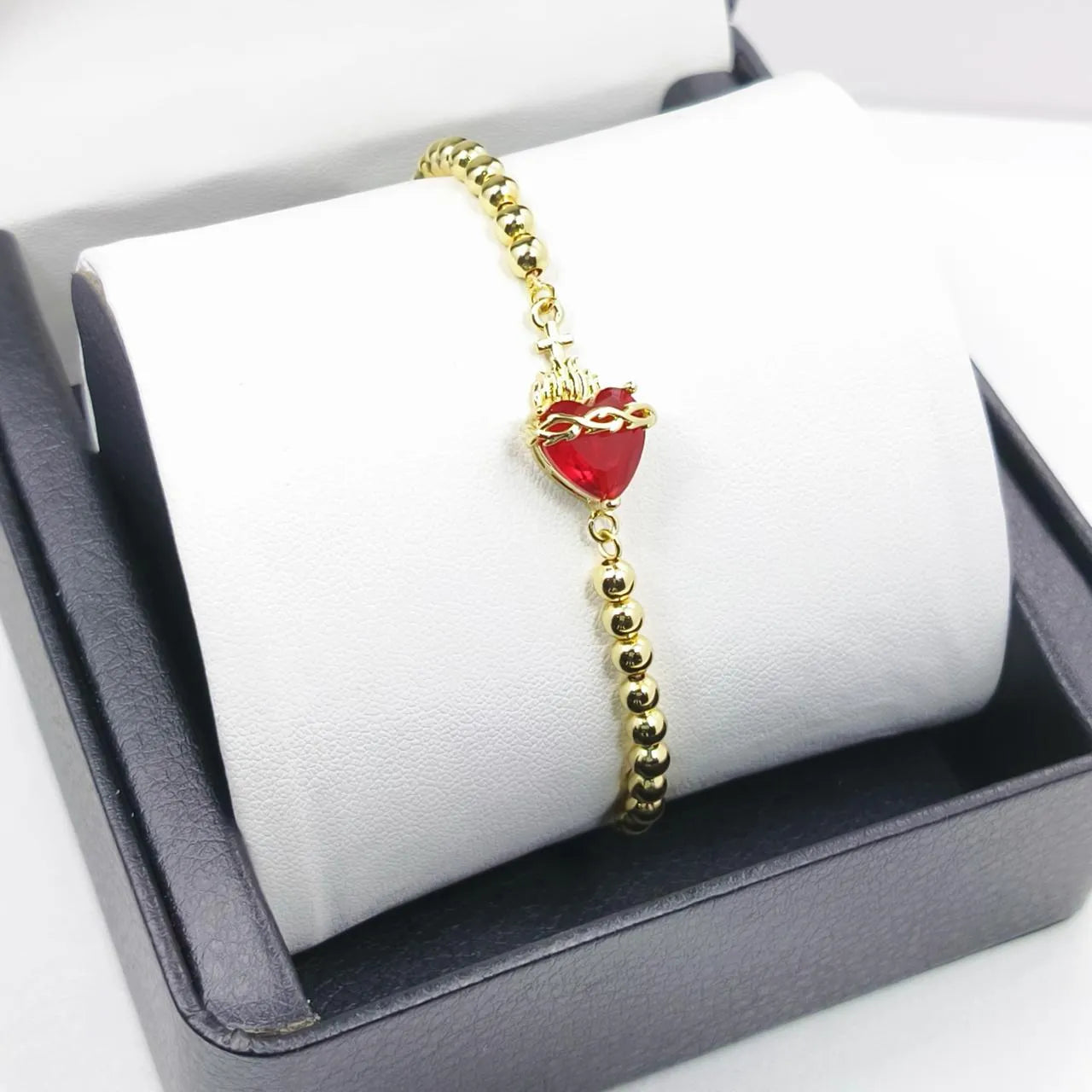 Pulsera Sagrado Corazon con baño de oro 18k