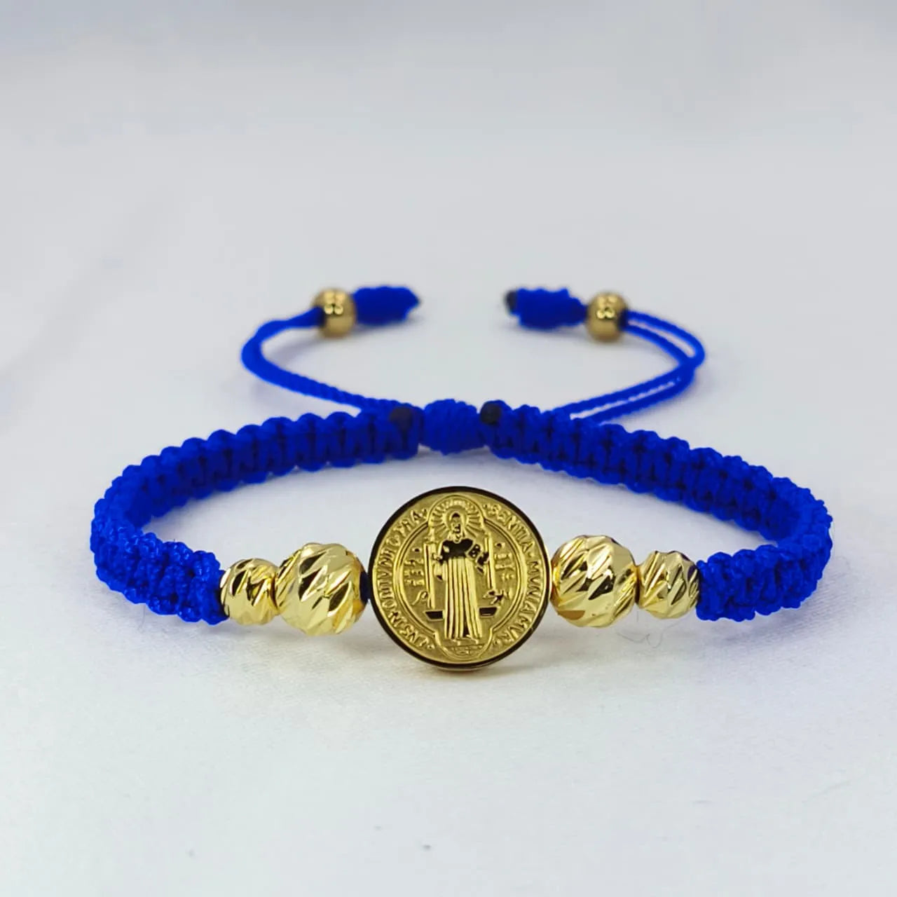 Manilla Protectora San Benito Trenzada